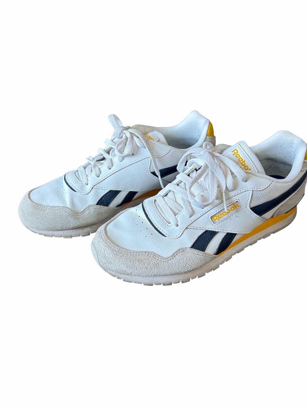 Reebok Retro White Sneakers Classic Tennis Shoes Women’s 8.5